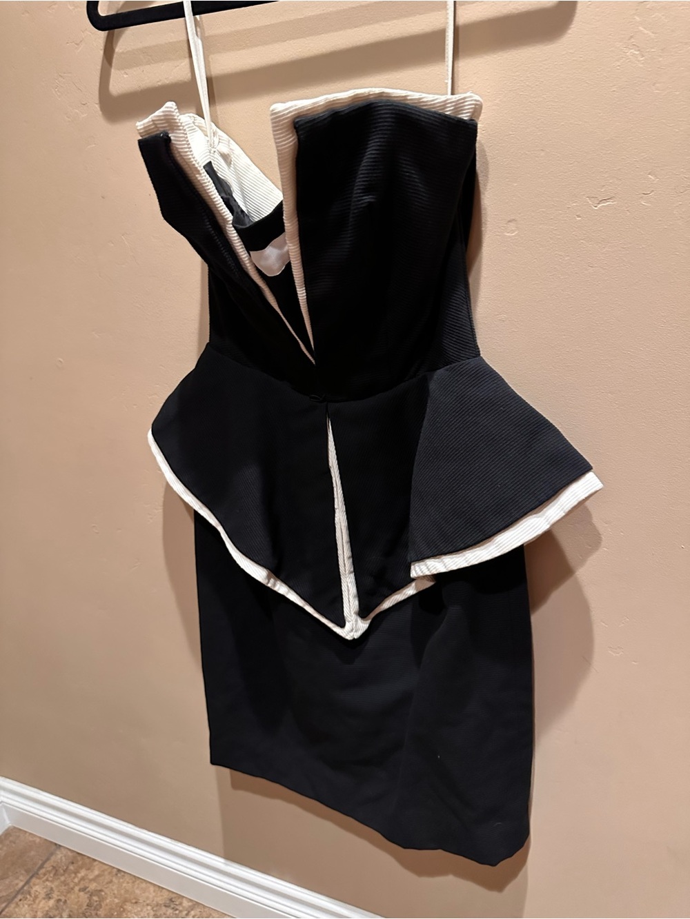 VTG 80s Victor Costa Strapless Peplum Dress Black White Trim Cocktail Mini XS - Picture 3 of 16